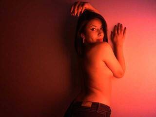 Еротичен видео чат AllyBurdett