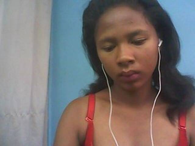 Екранни снимки на излъчване almapleasure