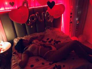 Еротичен видео чат amabarsmith