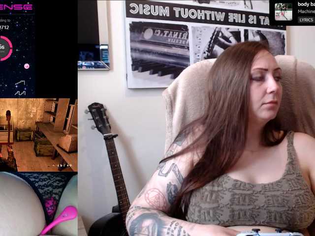 Екранни снимки на излъчване AmberJayde