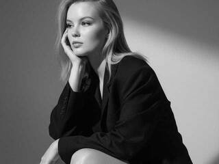 Еротичен видео чат Amelia2004