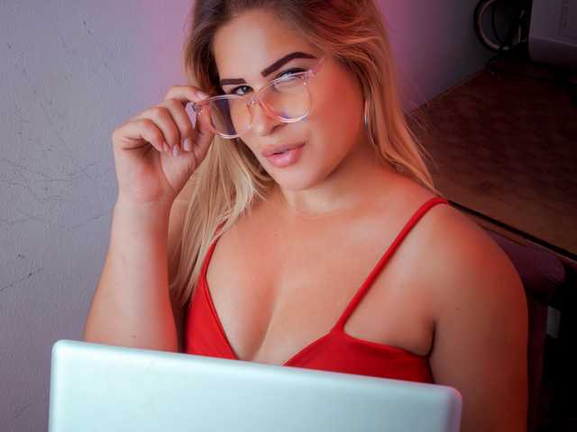 Снимка на профила AmeliaAdams
