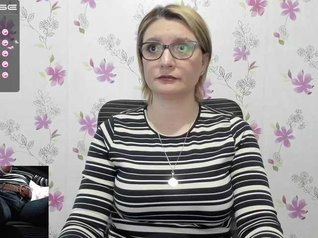 Снимки Amie-Adams welcome to my room guys ! let's have fun with a delicious anal #lovense #milf #mature #bigboobs #anal