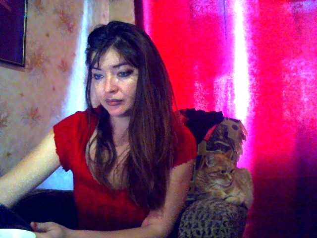 Екранни снимки на излъчване _Amina_