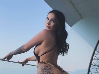 Еротичен видео чат AmiraRoshen