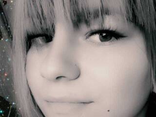 Еротичен видео чат amitielxxd