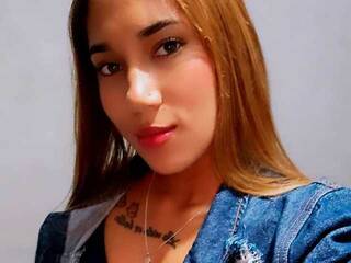 Еротичен видео чат AmyHillss1