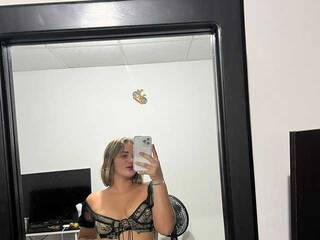 Еротичен видео чат Anaistone