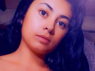 Еротичен видео чат AndreaSerna