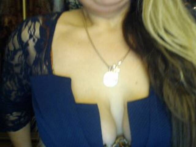 Екранни снимки на излъчване anfisaxoxo7