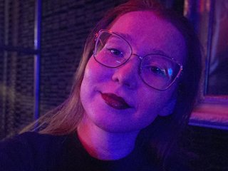 Еротичен видео чат RED-Foxxxyyy