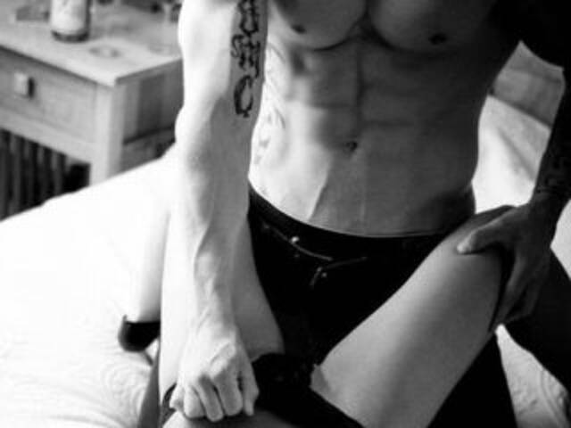 Снимка на профила AngelaCouple