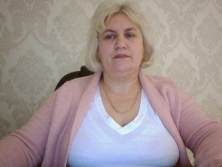 Еротичен видео чат AngelaFamez