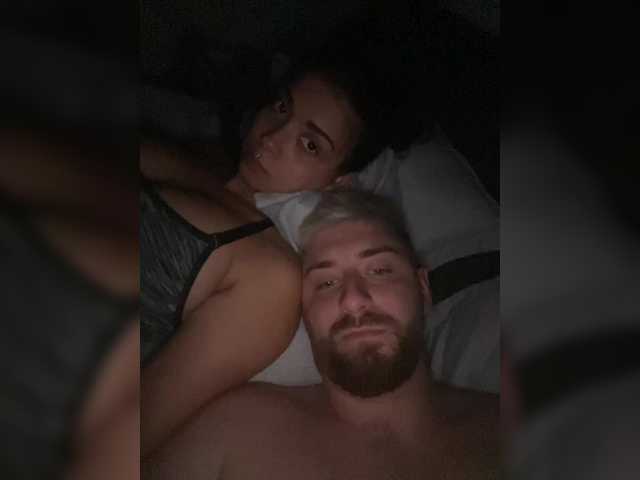 Екранни снимки на излъчване Angelscouple1
