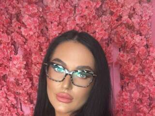 Еротичен видео чат AngelynSugar