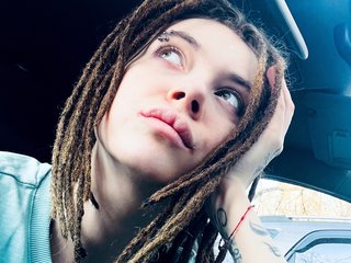 Еротичен видео чат AngesInTattoo18