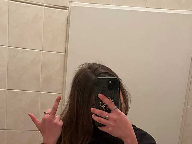 Снимка на профила anirie_findom