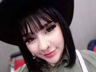 Еротичен видео чат annie-villa