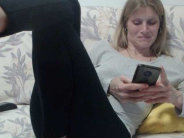 Екранни снимки на излъчване Annzhelika