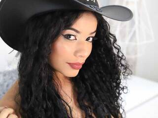 Еротичен видео чат Anthonela-Mil