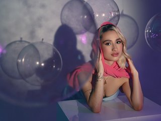 Еротичен видео чат AntonellaHans