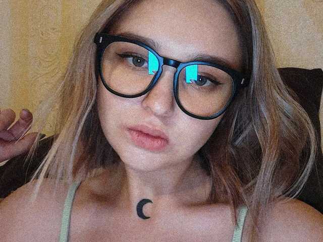 Снимка на профила APicsieA