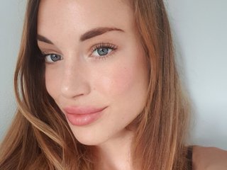 Еротичен видео чат AprilRose