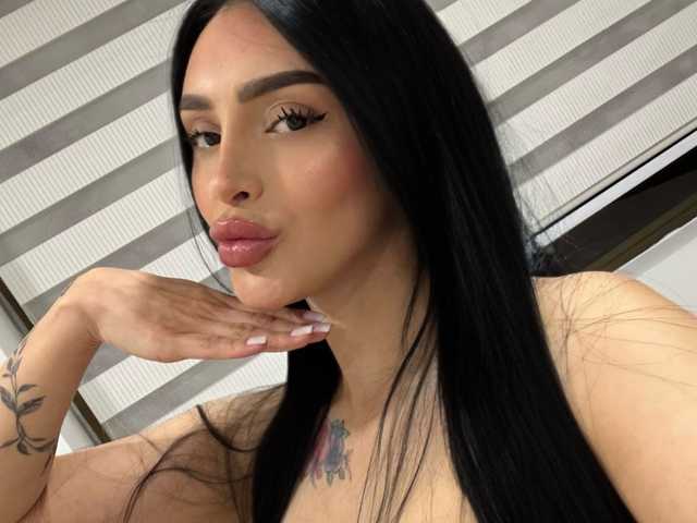 Снимка на профила AprilRosse