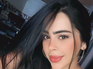 Еротичен видео чат Aria-Scott