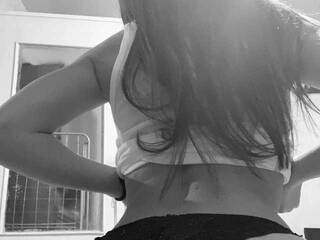 Еротичен видео чат Ariel609