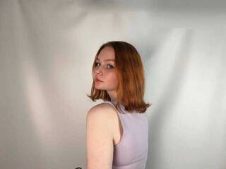 Еротичен видео чат ArielCrystal