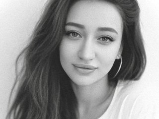 Еротичен видео чат ArielHayes