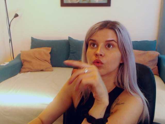 Снимки AryaJolie TOPIC: Hey there guys!! Let's have some fun~ naked strip 444tks, more fun pvt is on, or spin the wheell 199 or 599tks,kisses:*:*~