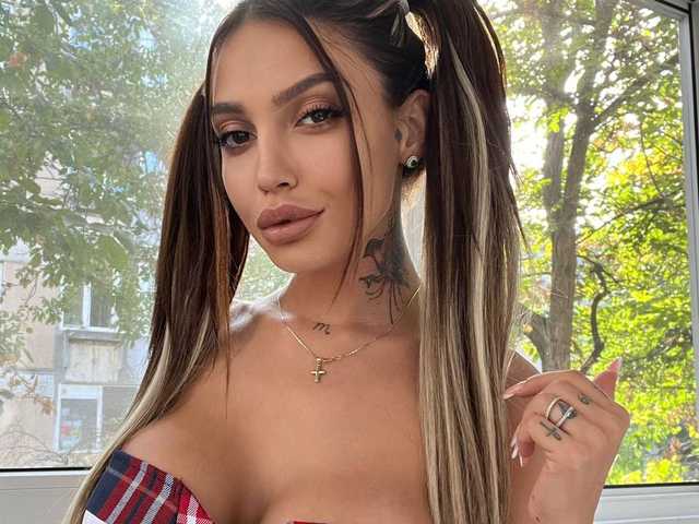 Снимка на профила AshleyLux
