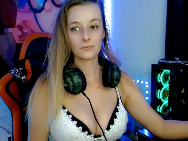 Снимки AsiaGoesPro Hanging out!!! New uploads on OF! ~✨~ Your Fav Gamer E-girl Is Online!✨ (25) if you enjoy (25) ( Non nude Model ) |Cute-5| Booty flash-85 | Add friend-169 | Miss me-333 | Fav tip-1111 Help me WIN Queen ~~ Dress off Goal @remain