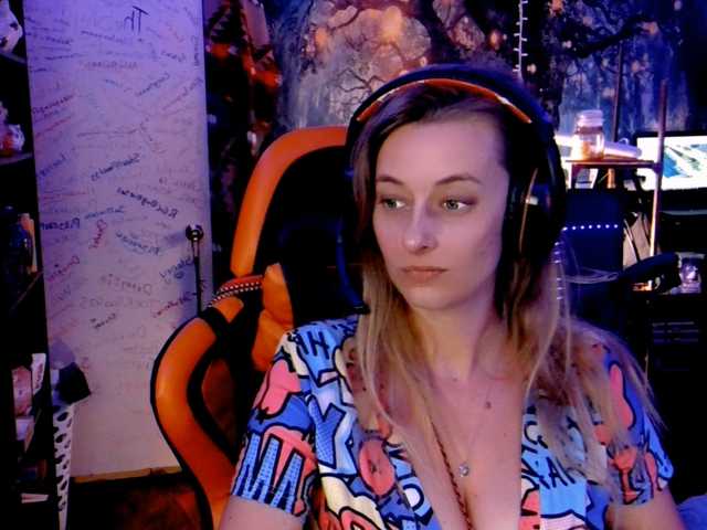 Снимки AsiaGoesPro Hanging out!!! New uploads on OF! ~~ Gaming On Trovo ✨ 99 for follow back ~ Your Fav Gamer E-girl Is Online!✨ (25) if you enjoy (25) ( Non nude Model ) Help me WIN Queen @remain