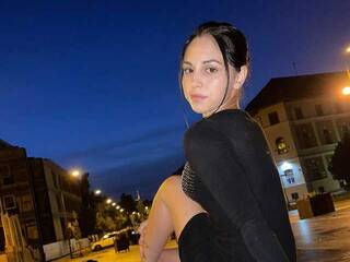 Еротичен видео чат AudreeyBitoni