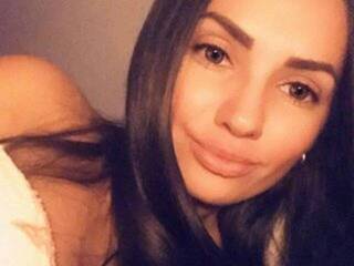 Еротичен видео чат AvaKeys