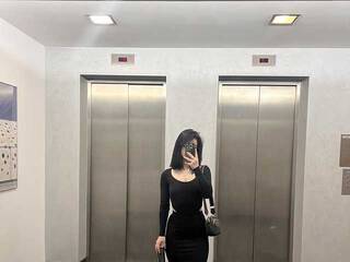 Еротичен видео чат Aventadora