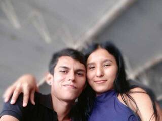 Еротичен видео чат AxelAndSheri