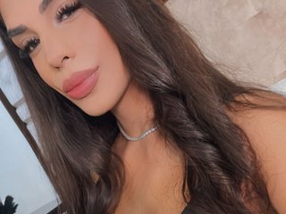 Еротичен видео чат Aylinhazell