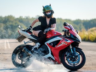 Еротичен видео чат BabeGirl