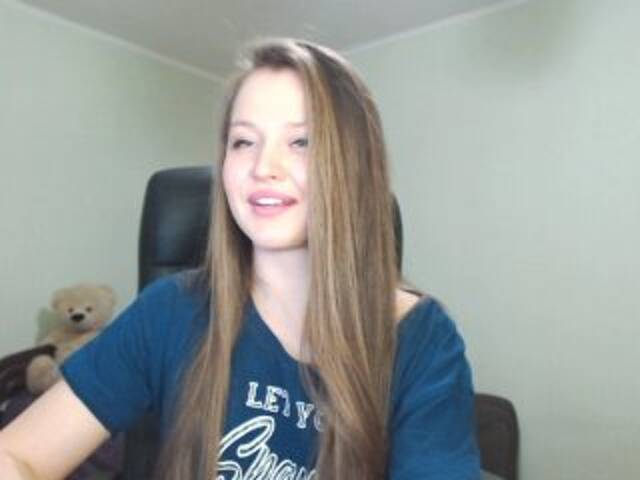 Екранни снимки на излъчване _YoungGirl_