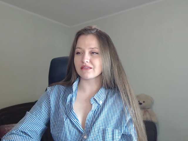 Екранни снимки на излъчване _YoungGirl_