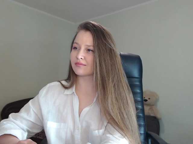 Екранни снимки на излъчване _YoungGirl_