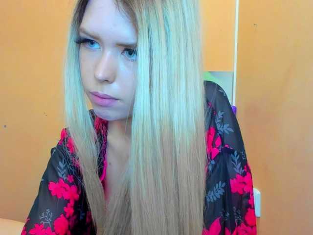 Снимки BarbieMuffy Daddy's girl here! #18 #blond #teen #feet #mistress #dominant #ass #analshow