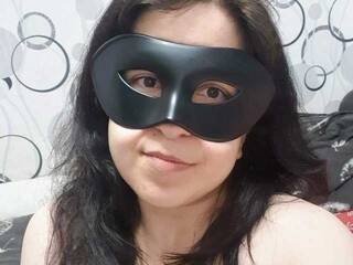Еротичен видео чат BatGirl-2