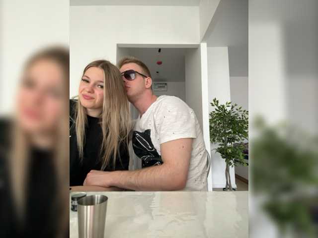 Екранни снимки на излъчване BC-SwedishFamily