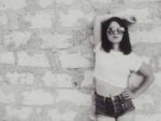 Еротичен видео чат beejoo