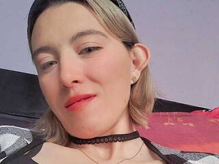 Еротичен видео чат BelinhaCoutinho